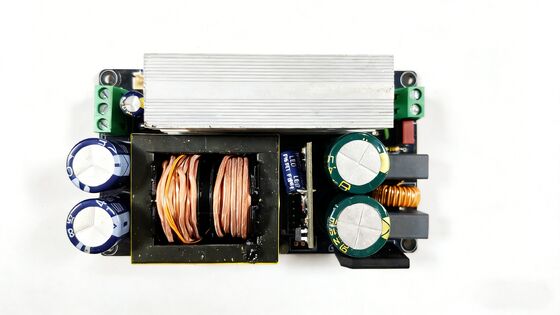 Módulo de fuente de alimentación conmutada reductora AC-DC de 600W con salida dual y alta eficiencia